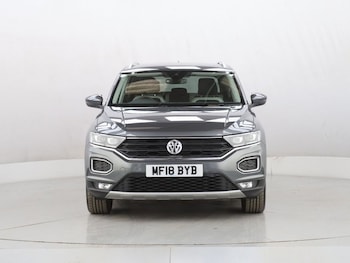 Used Volkswagen T-Roc 2018 for sale - 79527704: Photo