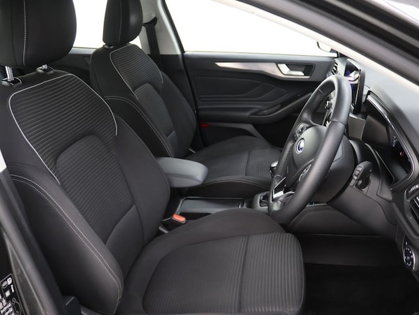 Used Ford Focus 2020 for sale - 76300928: Photo 12