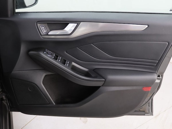 Used Ford Focus 2020 for sale - 76300928: Photo 25