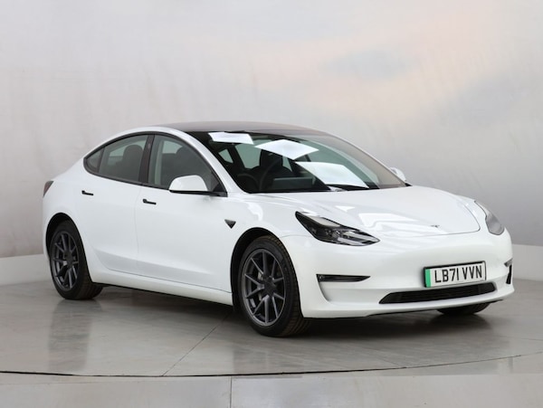 Used Tesla Model 3 2021 for sale - 76300927: Photo 2