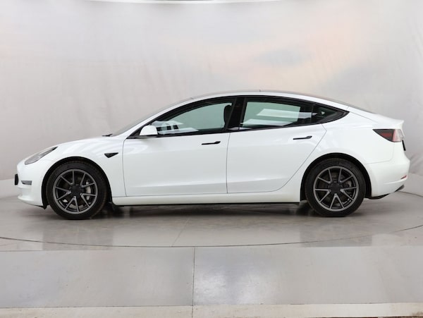 Used Tesla Model 3 2021 for sale - 76300927: Photo 6