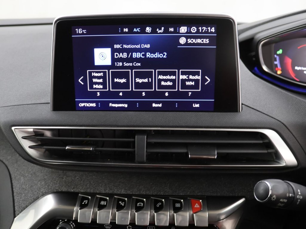 Used Peugeot 3008 2019 for sale - 76395865: Photo 14