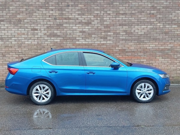 Used Skoda Octavia 2022 for sale - 76105969: Photo 2