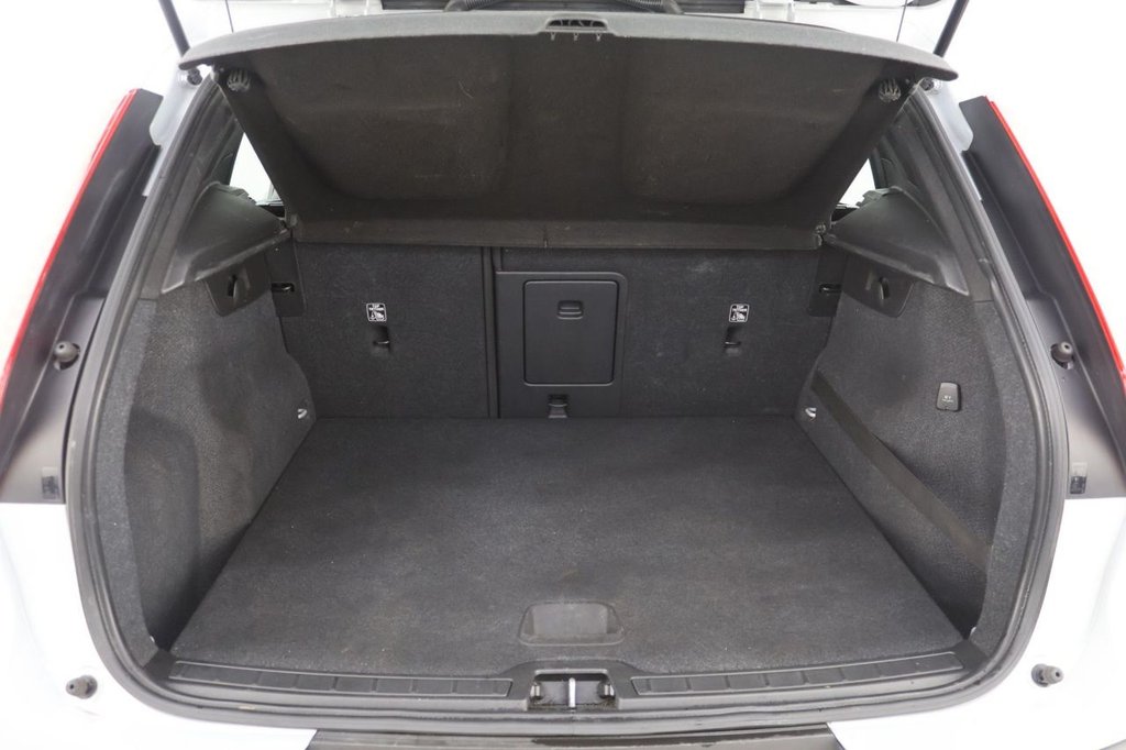 Used Volvo XC40 2020 for sale - 77631638: Photo 23