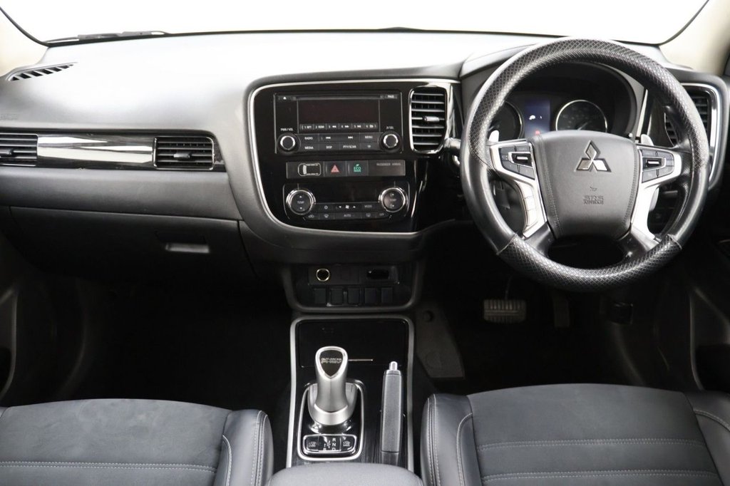 Used Mitsubishi Outlander 2015 for sale - 76973402: Photo 16