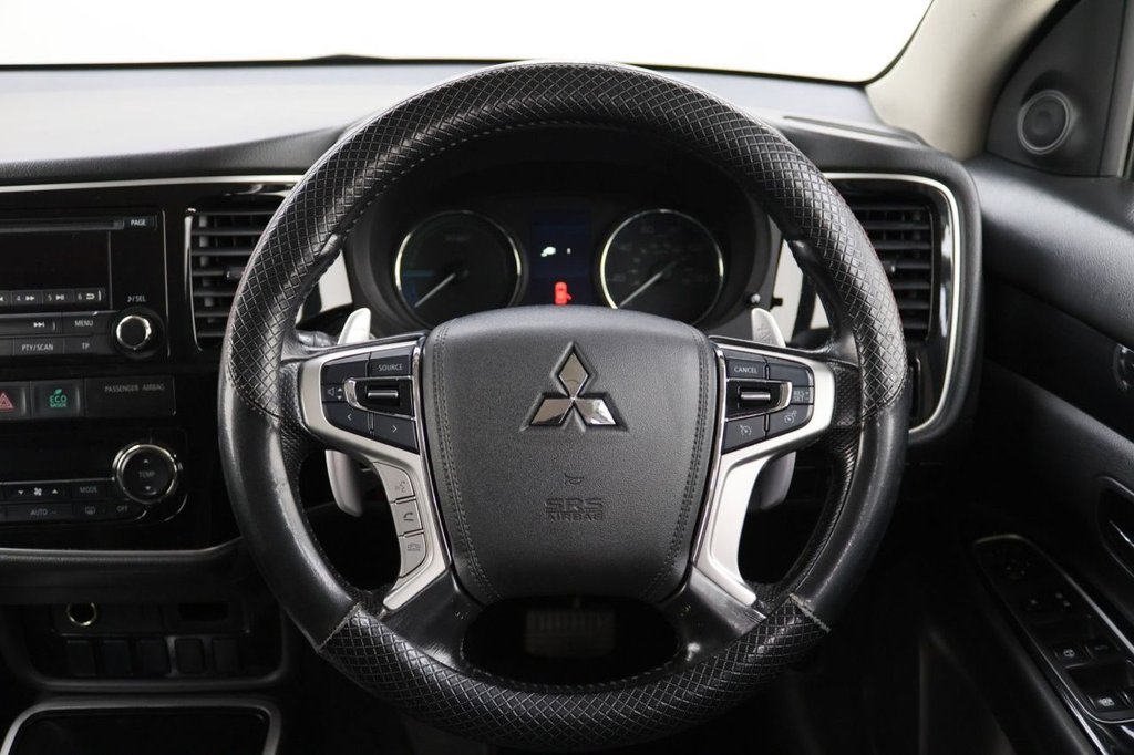 Used Mitsubishi Outlander 2015 for sale - 76973402: Photo 17