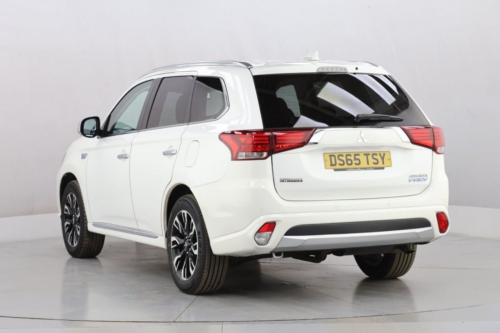 Used Mitsubishi Outlander 2015 for sale - 76973402: Photo 7