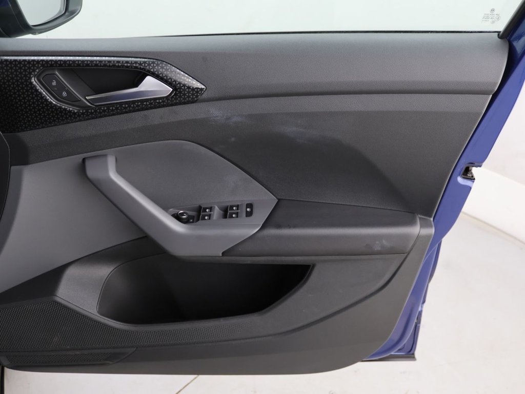 Used Volkswagen T-Cross 2021 for sale - 76235945: Photo 26