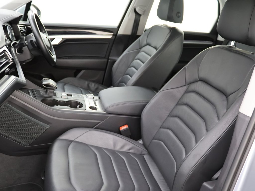 Used Volkswagen Touareg 2021 for sale - 76301163: Photo 25