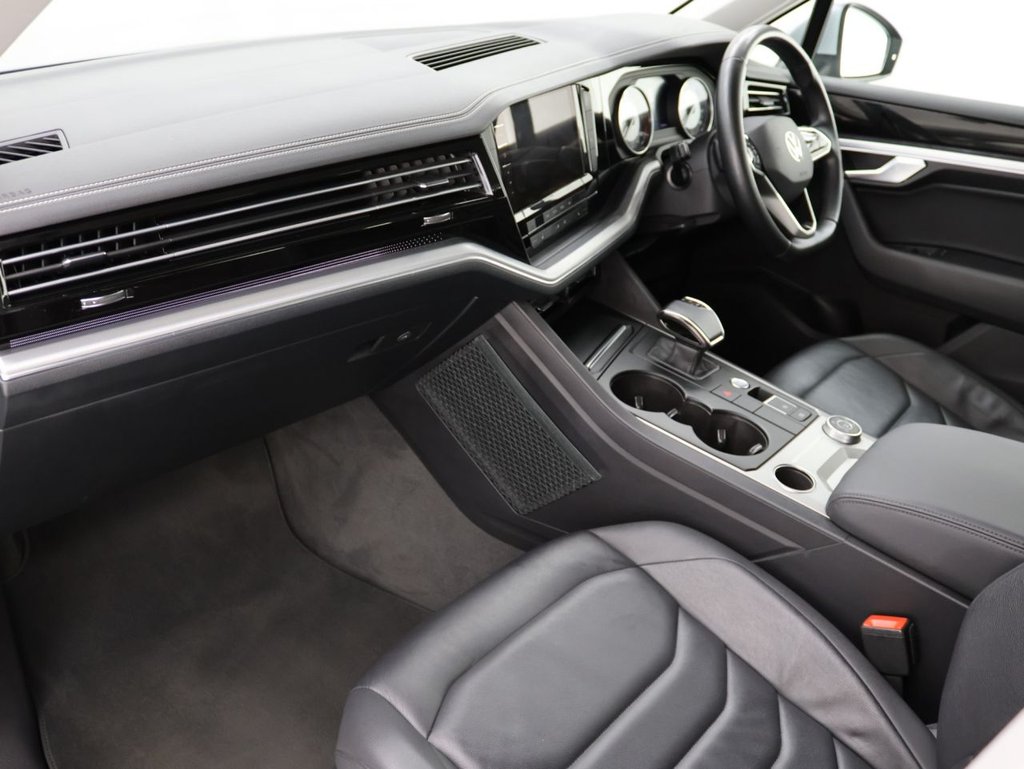 Used Volkswagen Touareg 2021 for sale - 76301163: Photo 26
