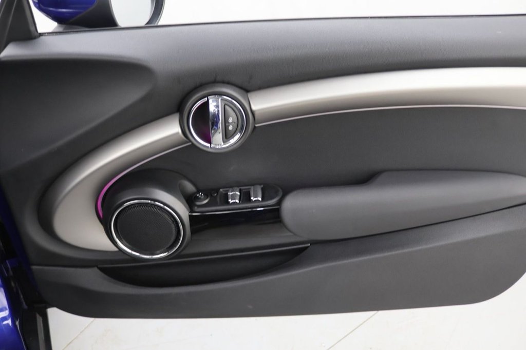 Used MINI Convertible 2020 for sale - 77533882: Photo 34