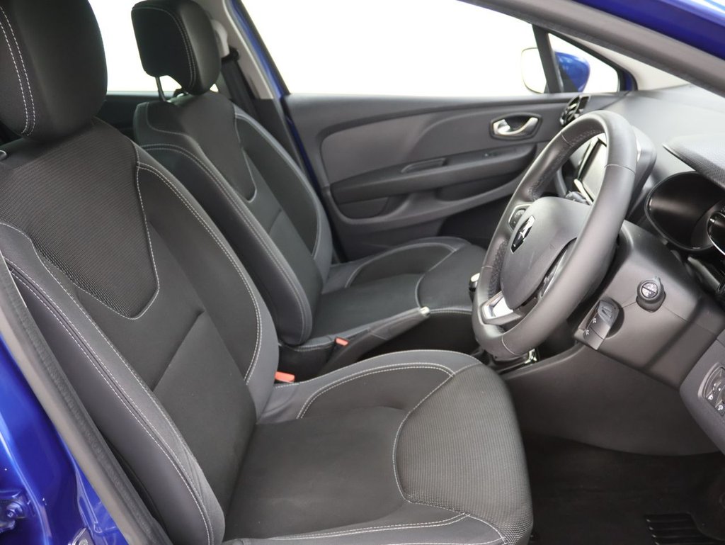 Used Renault Clio 2018 for sale - 75960993: Photo 12