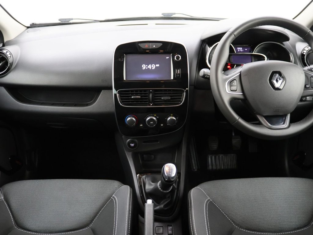 Used Renault Clio 2018 for sale - 75960993: Photo 18
