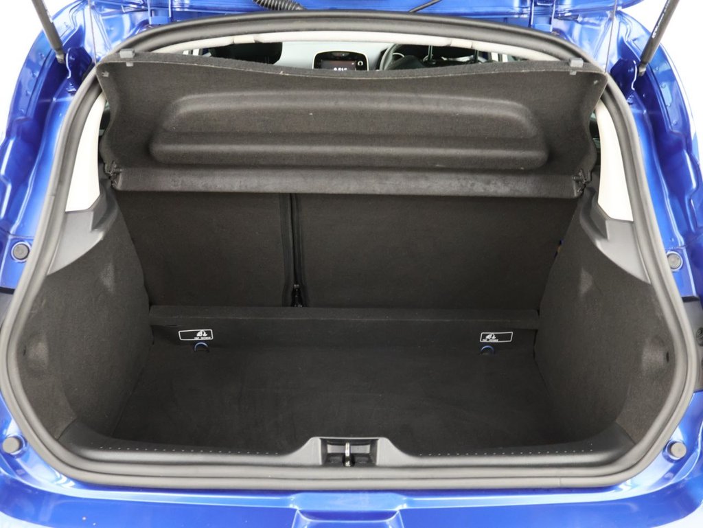 Used Renault Clio 2018 for sale - 75960993: Photo 25