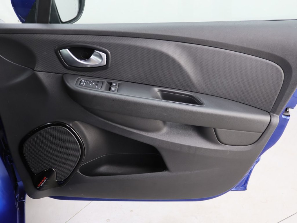 Used Renault Clio 2018 for sale - 75960993: Photo 26