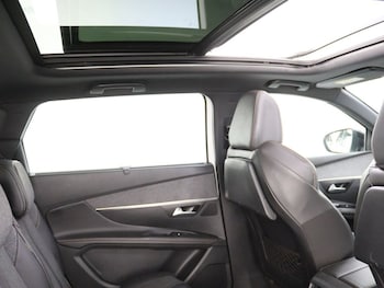 Used Peugeot 5008 2018 for sale - 79527661: Photo