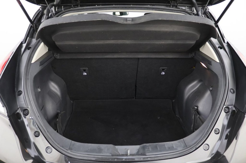 Used Nissan Leaf 2021 for sale - 77666756: Photo 25