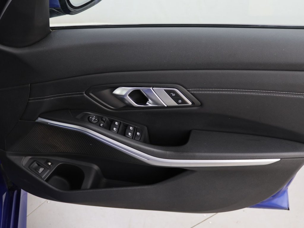 Used BMW 3 Series 2021 for sale - 76506011: Photo 27