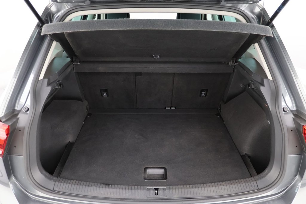 Used Volkswagen Tiguan 2019 for sale - 76300904: Photo 25