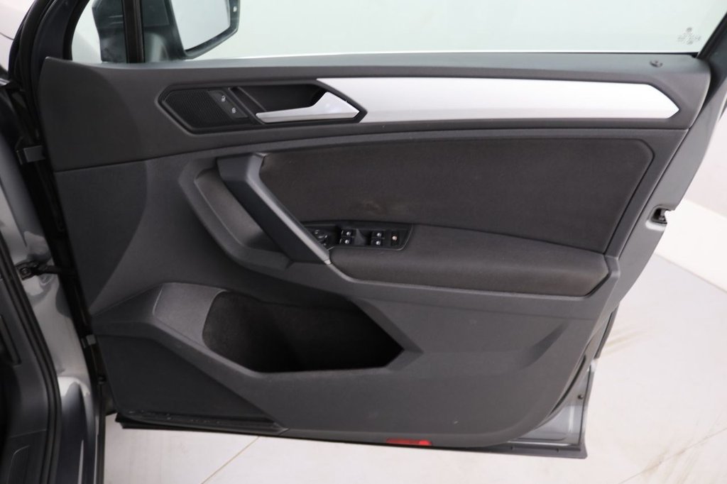 Used Volkswagen Tiguan 2019 for sale - 76300904: Photo 26