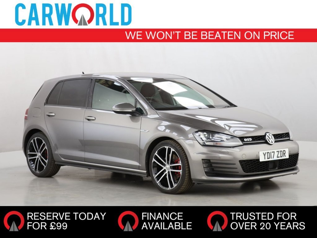 Used Volkswagen Golf 2017 for sale - 76300932: Photo 1
