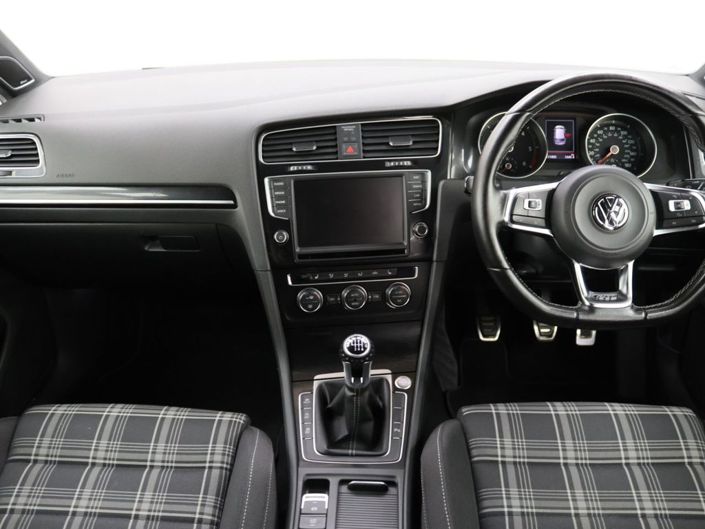Used Volkswagen Golf 2017 for sale - 76300932: Photo 17