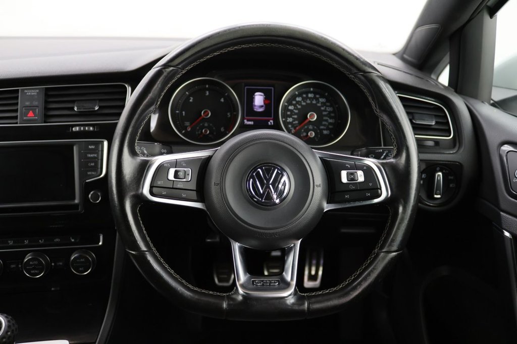 Used Volkswagen Golf 2017 for sale - 76301092: Photo 17