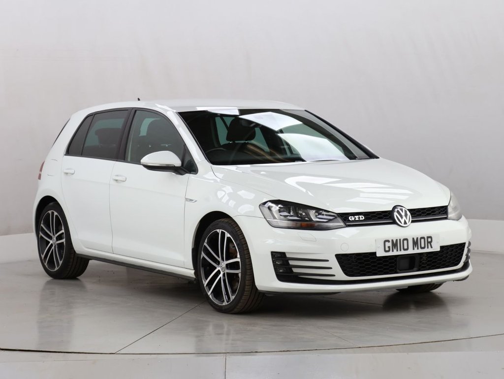 Used Volkswagen Golf 2017 for sale - 76301092: Photo 2
