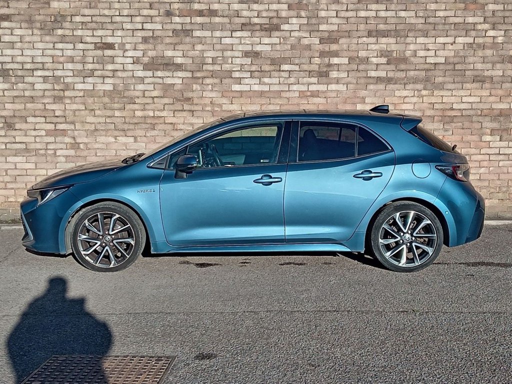 Used Toyota Corolla 2021 for sale - 76617352: Photo 2