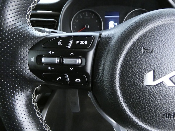 Used Kia Stonic 2023 for sale - 76301004: Photo 21