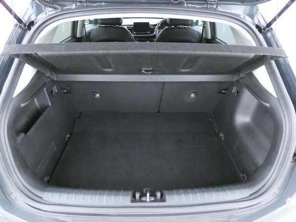 Used Kia Stonic 2023 for sale - 76301004: Photo 28