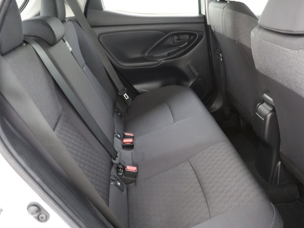 Used Toyota Yaris 2021 for sale - 76301112: Photo 16