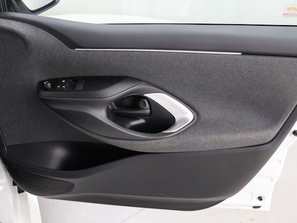 Used Toyota Yaris 2021 for sale - 76301112: Photo 25