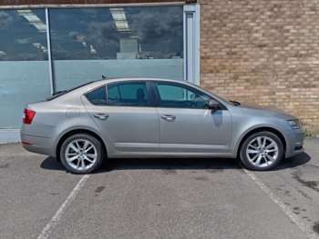 Used Skoda Octavia 2018 for sale - 74833576: Photo