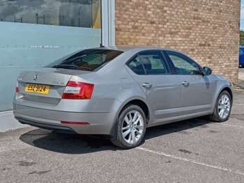 Used Skoda Octavia 2018 for sale - 74833576: Photo