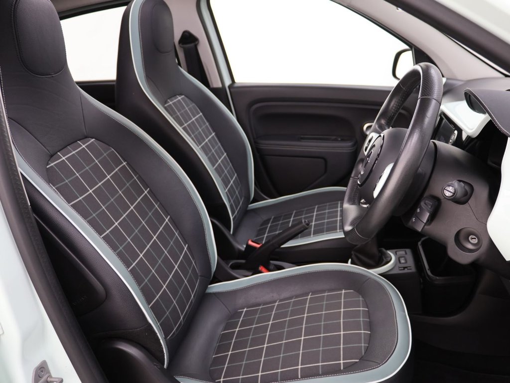 Used Renault Twingo 2018 for sale - 76313232: Photo 12