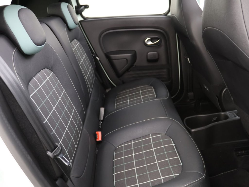 Used Renault Twingo 2018 for sale - 76313232: Photo 16