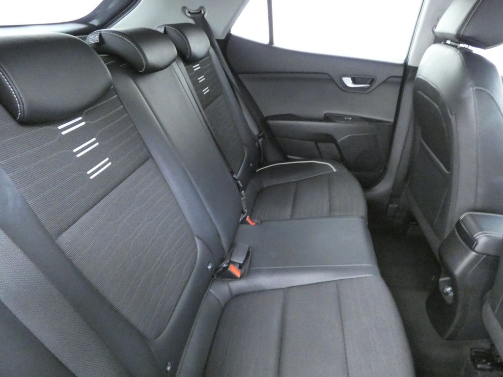 Used Kia Stonic 2023 for sale - 76934799: Photo 20