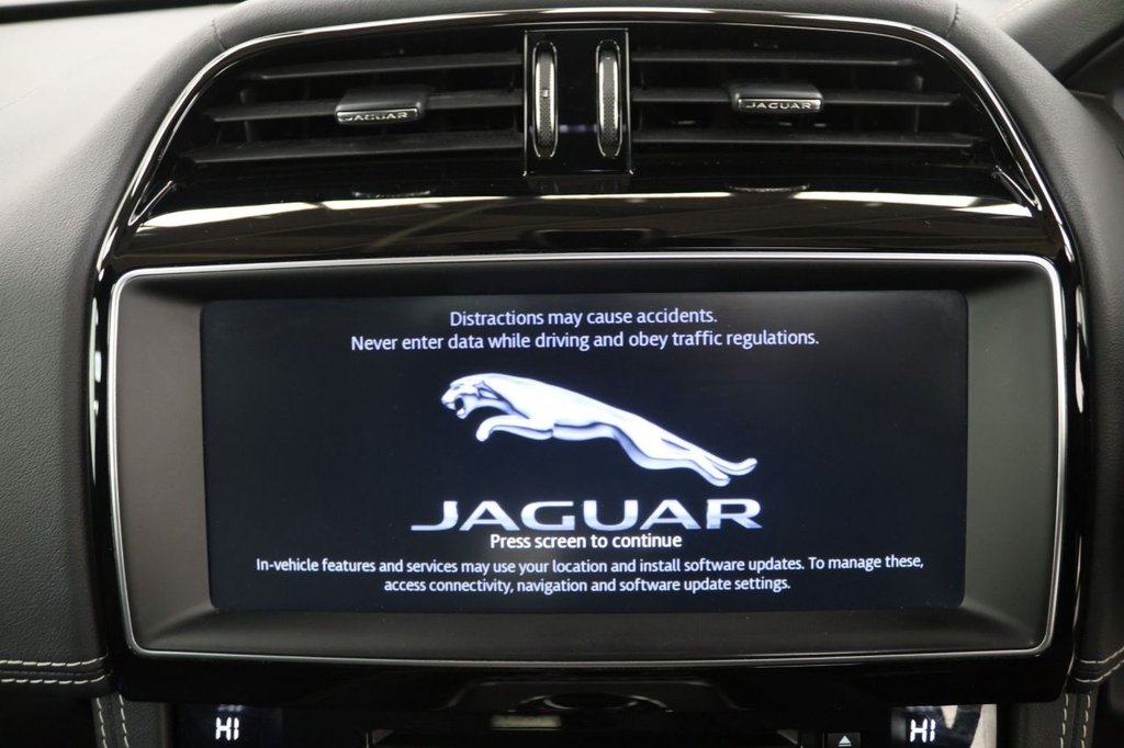 Used Jaguar F-Pace 2019 for sale - 77360248: Photo 15