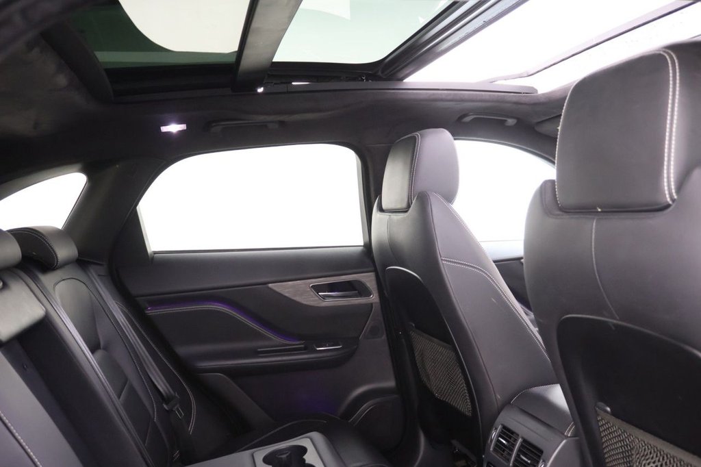 Used Jaguar F-Pace 2019 for sale - 77360248: Photo 2