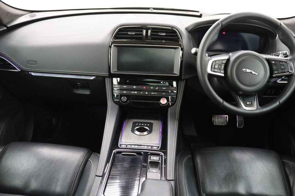 Used Jaguar F-Pace 2019 for sale - 77360248: Photo 21