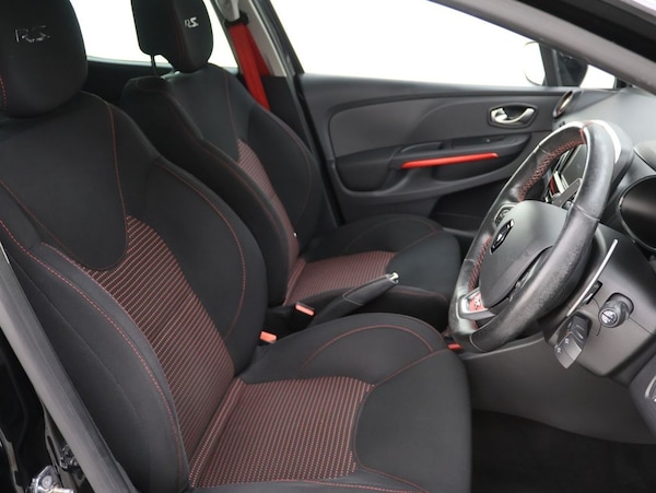 Used Renault Clio 2015 for sale - 76301141: Photo 12