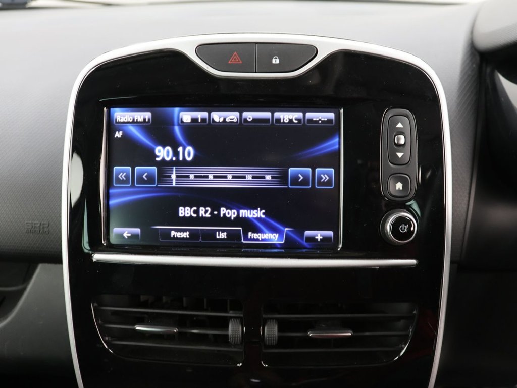 Used Renault Clio 2015 for sale - 76301141: Photo 14