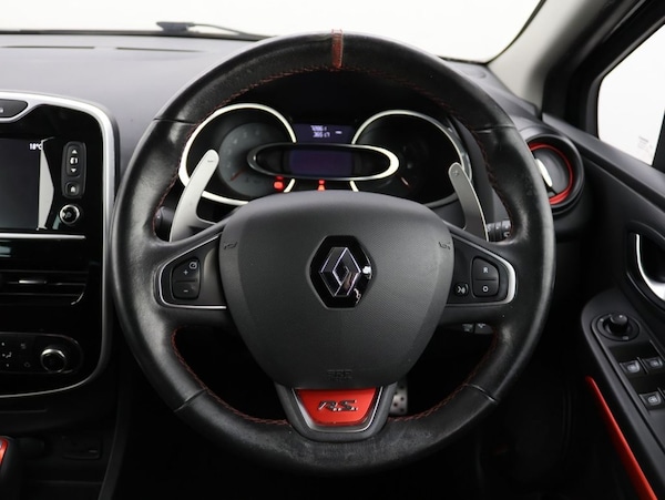Used Renault Clio 2015 for sale - 76301141: Photo 19