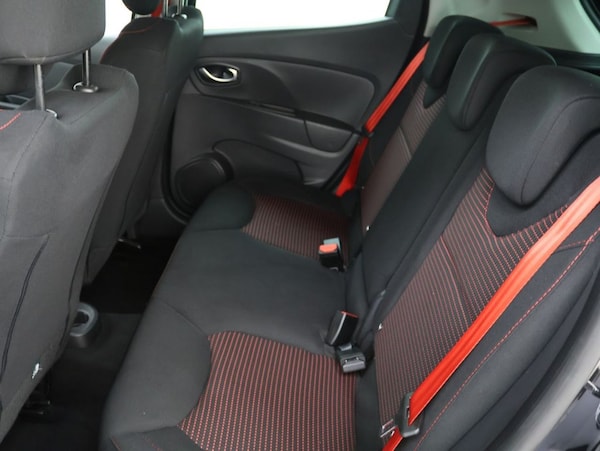 Used Renault Clio 2015 for sale - 76301141: Photo 20