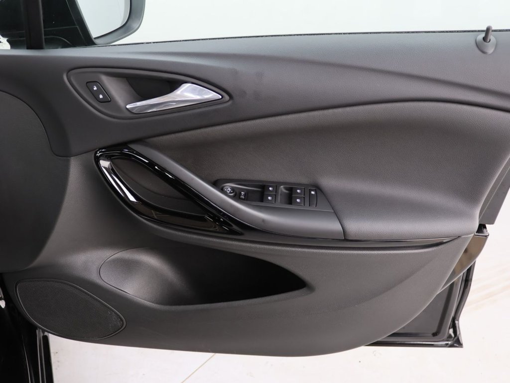 Used Vauxhall Astra 2019 for sale - 76395894: Photo 25