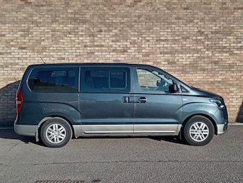 Used Hyundai i800 2019 for sale - 76542097: Photo