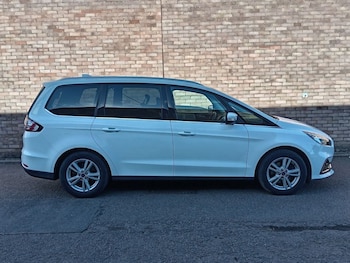 Used Ford Galaxy 2022 for sale - 76542000: Photo