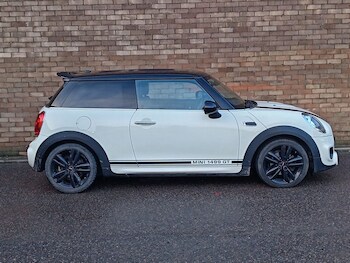 Used MINI Hatch 2018 for sale - 77407919: Photo