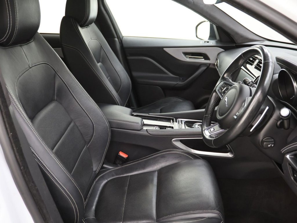 Used Jaguar F-Pace 2019 for sale - 76941569: Photo 13